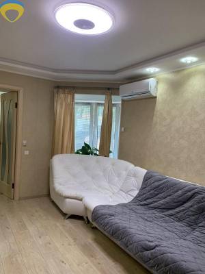 3-комн., 57 кв. м., Дерибасовская, Центр, Одесса, Приморский район