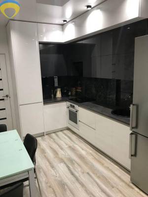 3-комн., 67 кв. м., Массив Радужный, Таирова, Одесса, Киевский район